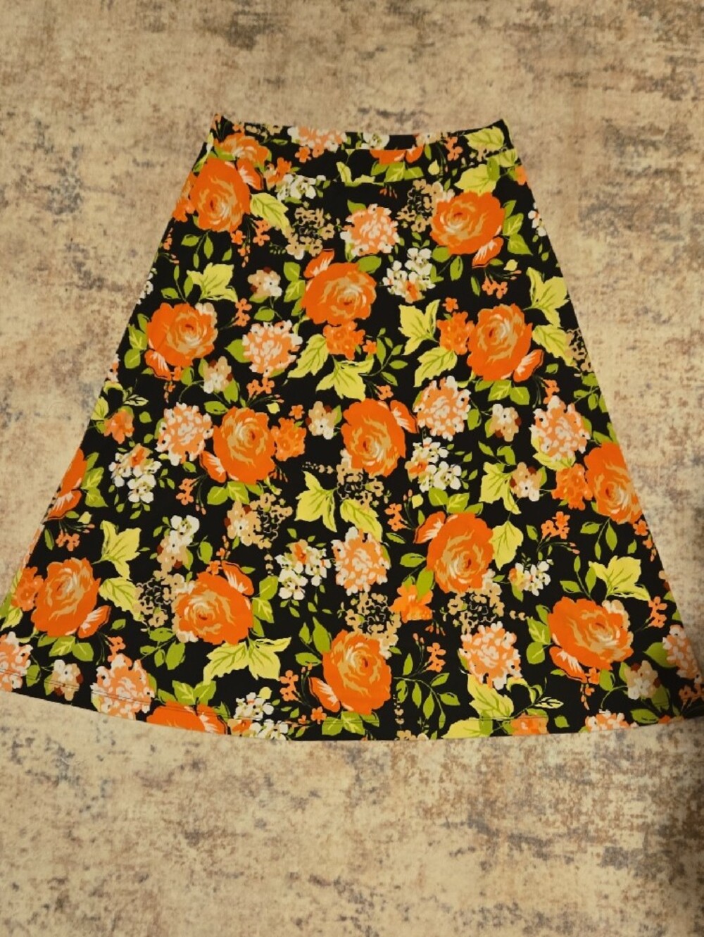 Kasper Black Midi Skirt with Orange Floral Pattern - Picture 8 of 8